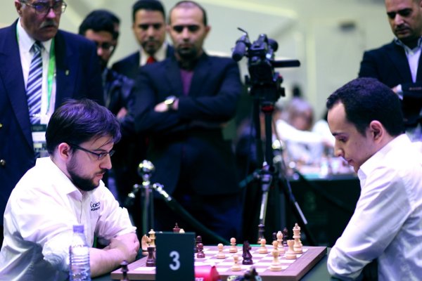 Ronde 7 du blitz contre Amin Bassem, après 29…Cc3 (photo site officiel)