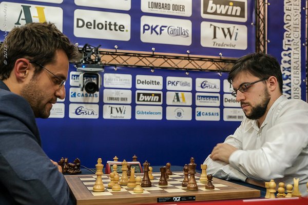 Le début de la fin dans le blitz décisif ; la position d’Aronian est gagnante (photo John Saunders)