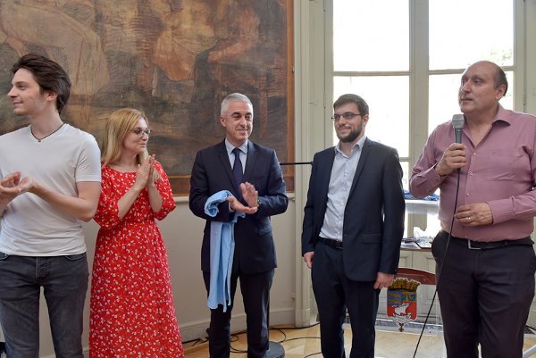 Jules Moussard, Almira Skripchenko, Manuel Aeschlimann (Asnières mayor), MVL and JC Moingt (club president) (photo Christophe Perruçon, Asnières city).