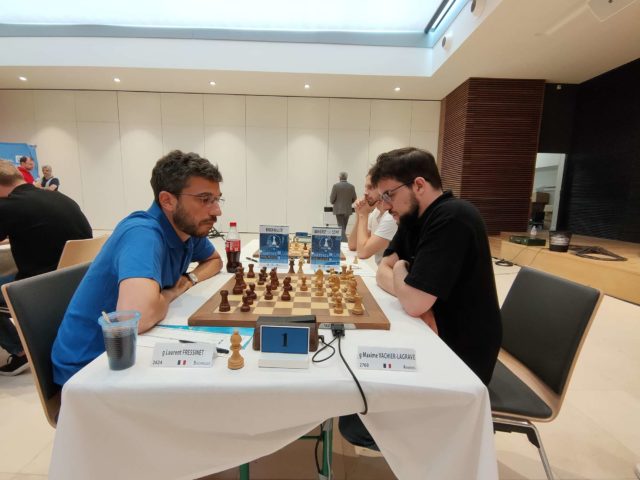 On the first board of the decisive match for the title, against Laurent Fressinet (Photo: Ffe). 