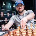 Proud and victorious - Photo Leenart Ootes Proud and victorious - Photo Leenart Ootes